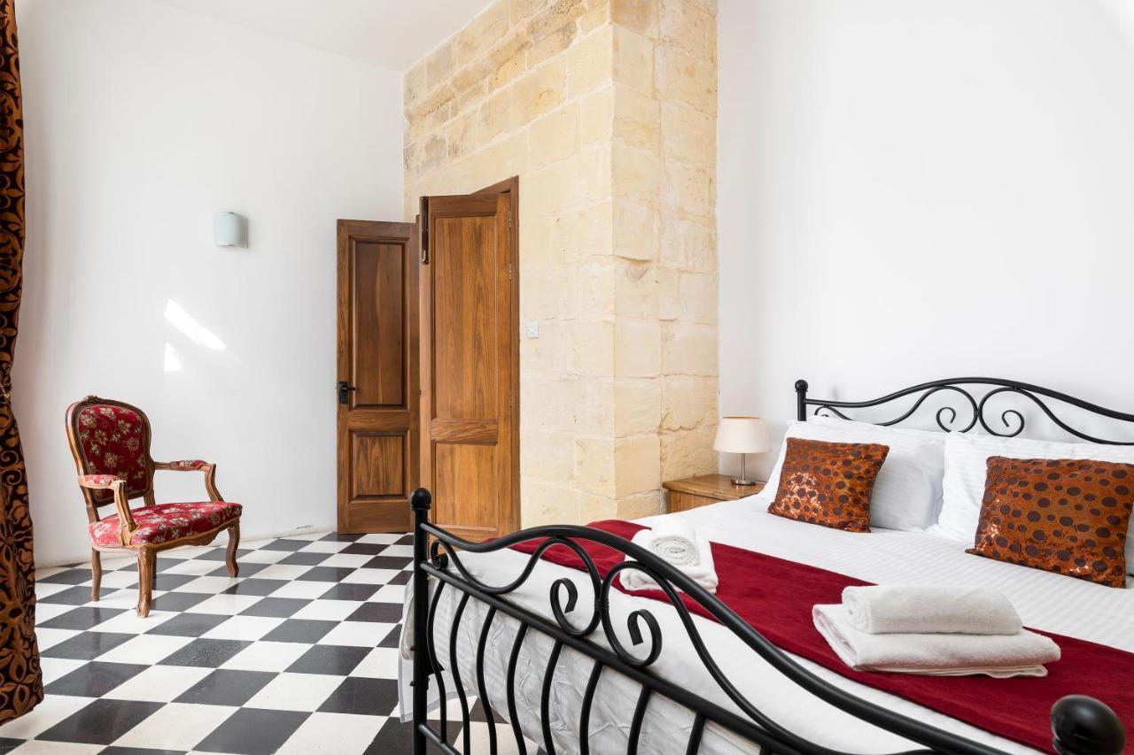 Traditional & Modern Maltese Townhouse - Rooftop Terrace And Sea Views, Close To Birgu Waterfront Cospicua Exteriör bild