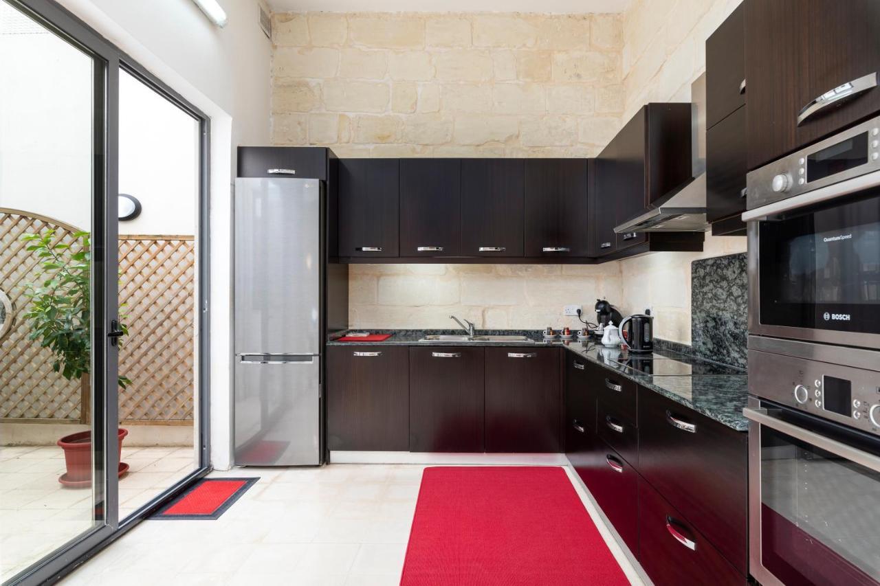 Traditional & Modern Maltese Townhouse - Rooftop Terrace And Sea Views, Close To Birgu Waterfront Cospicua Exteriör bild