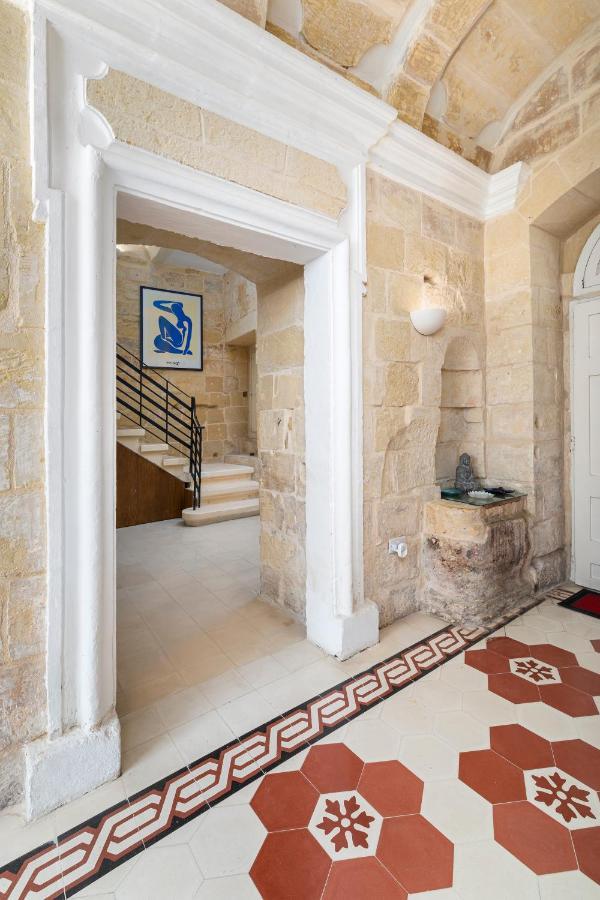 Traditional & Modern Maltese Townhouse - Rooftop Terrace And Sea Views, Close To Birgu Waterfront Cospicua Exteriör bild