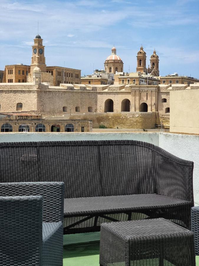 Traditional & Modern Maltese Townhouse - Rooftop Terrace And Sea Views, Close To Birgu Waterfront Cospicua Exteriör bild